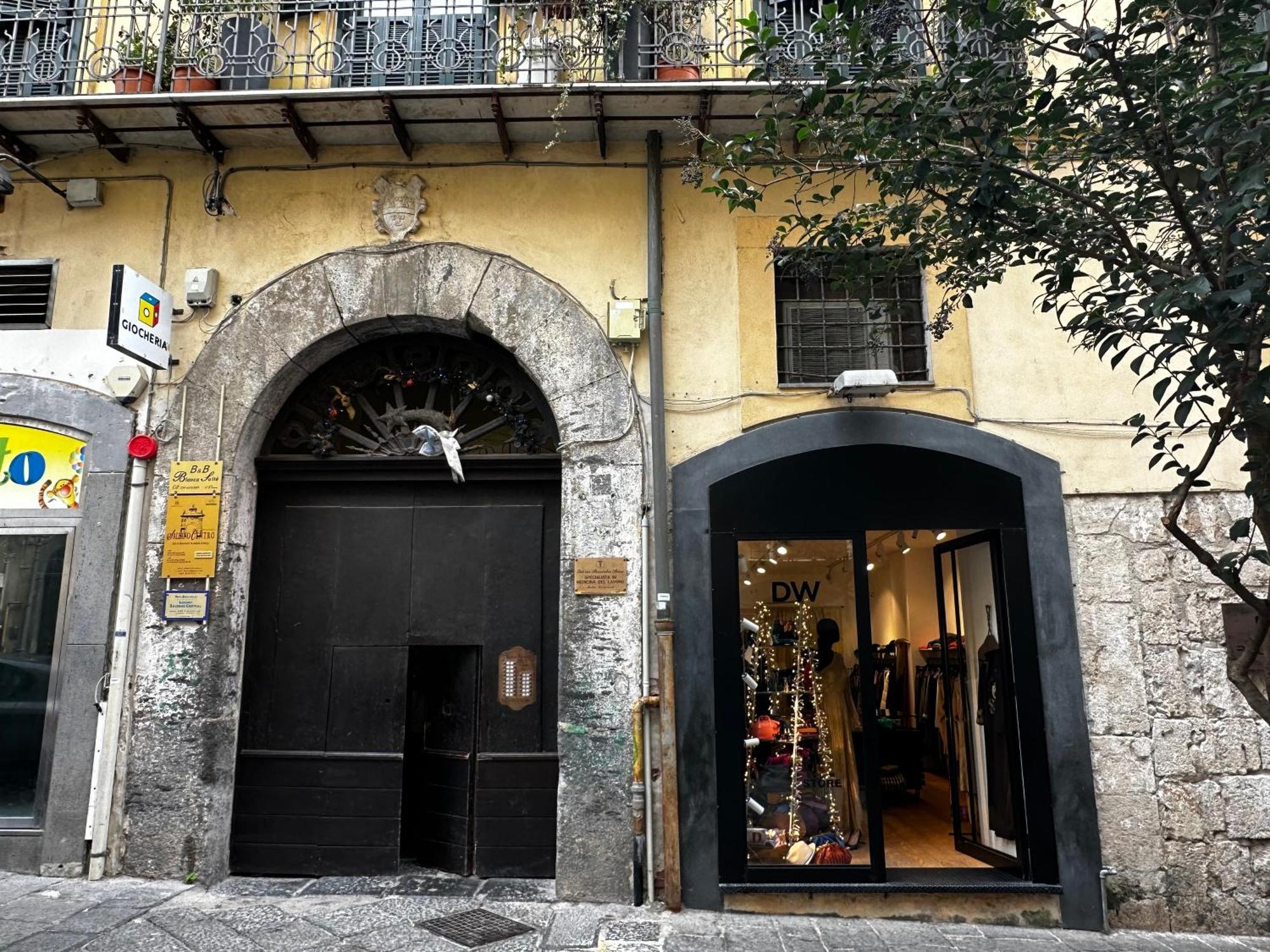 Salerno Casa Vacanze Екстер'єр фото