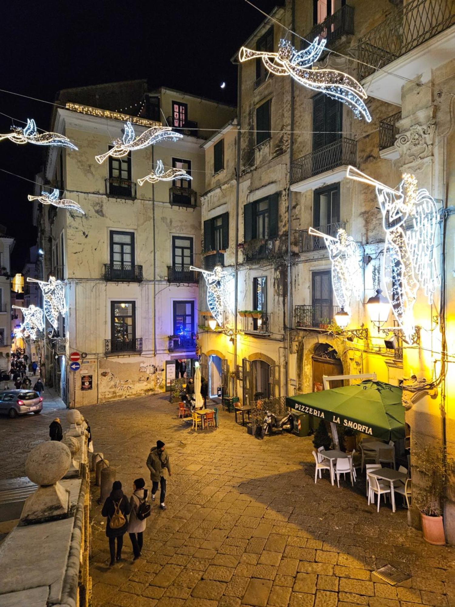 Salerno Casa Vacanze Екстер'єр фото